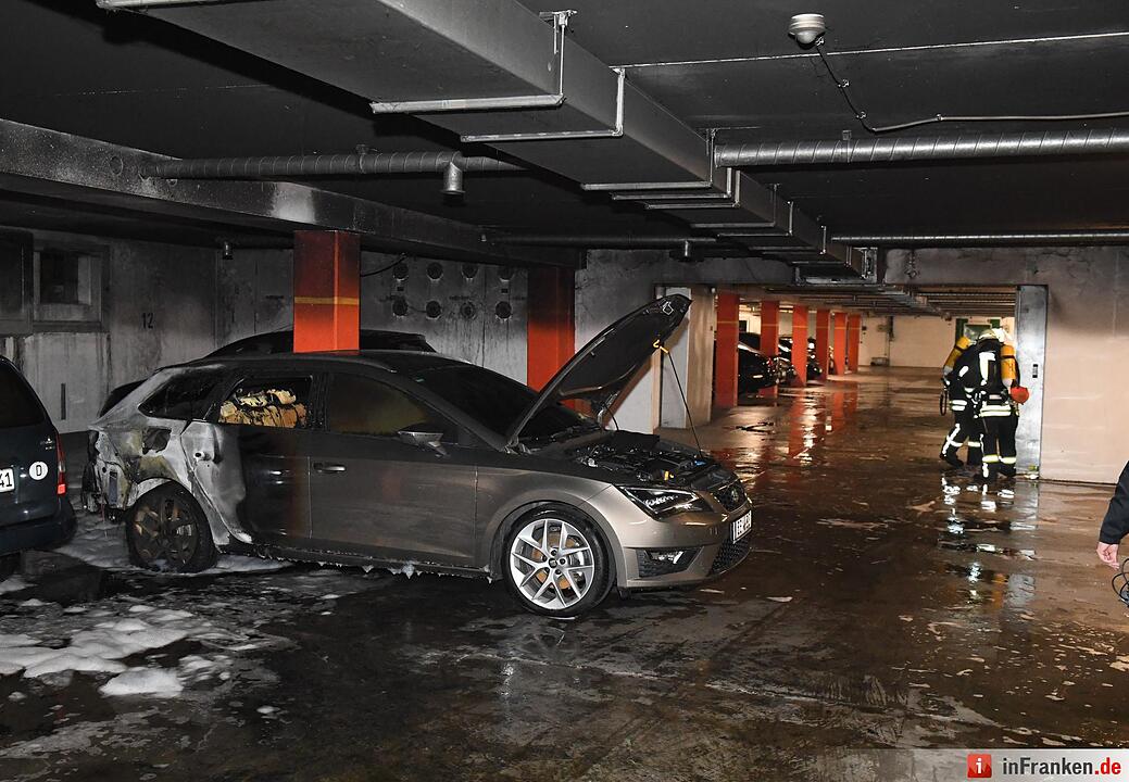 Brand in Tiefgarage in Bamberg - Hotel evakuiert