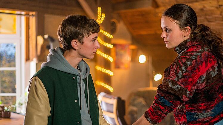 Der 13-jährige David (Louis Guillaume) kommt aus einer Kriminellenfamilie und wächst derzeit in einer Wohneinrichtung auf. Dort schwärmt er für seine Betreuerin Annarosa (Caroline Cousin).