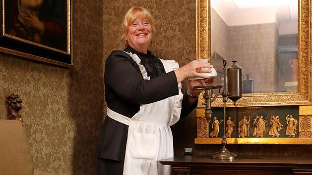 Regina Steidle, Museumsteam Obere Saline, als Zofe Marie in der historischen Bismarck-Wohnung. Foto: Gerhard Nixdorf