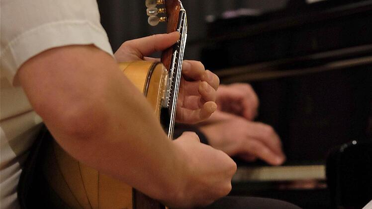 Eröffnungskonzert beim 44. Internationale Schweinfurter Seminar für Mandoline, Gitarre und Kammermusik Foto: Gerd Schaar