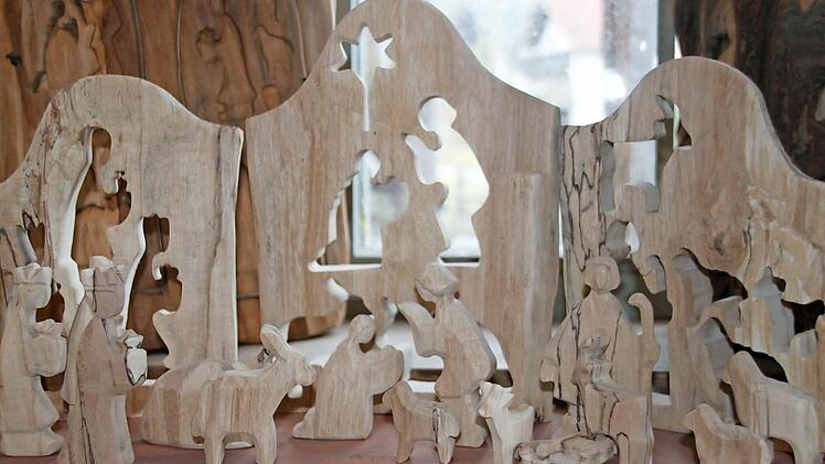 Ein Holz-Aufsteller mit herausnehmbaren Figuren, Foto: Sarah Stieranka