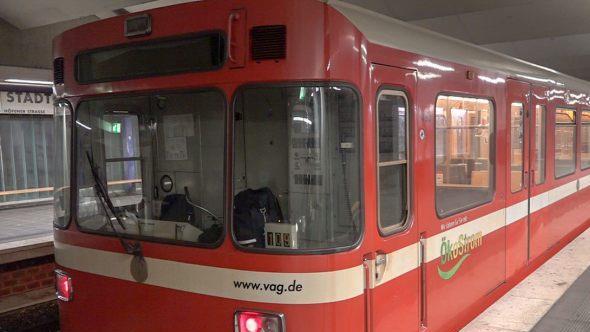 In der Nürnberger VAG-Haltestelle "Frankenstraße"  ist es am Dienstagvormittag zu einem Feuerwehreinsatz gekommen. Symbolbild: News5/Friedrich