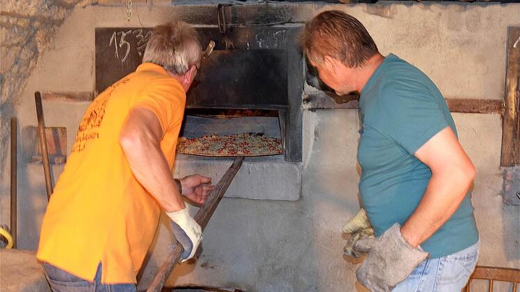 Pizzafest in Pfaffenhausen  Foto: Gerd Schaar