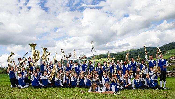 Die aktuelle musikalische Besetzung des JBO Scholz. Foto: Foto Fay