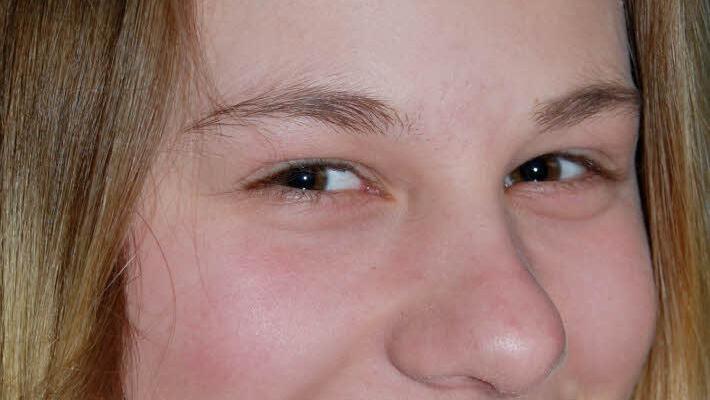 Antonia Lembach (15): "Ich schaue mir gern alte Fotos an und lasse mir von früher erzählen." Foto: Sigismund von Dobschütz