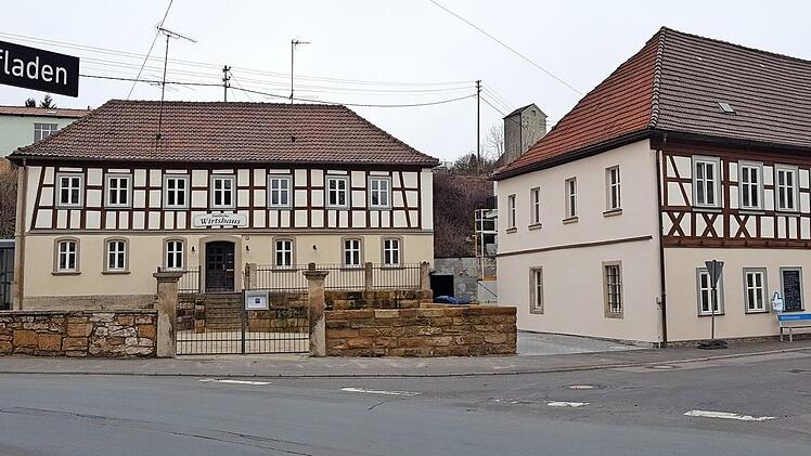 Das ehemalige Gasthaus "Goldener Löwe" ist nach umfangreichen Umbau- und Sanierungsarbeiten wieder zu einem sehenswerten Anwesen geworden. Das so entstandene neue Ortszentrum bietet ein Ladenlokal mit 100 Quadratmetern Fläche; nebendran entstand ein Bürgertreffpunkt. Die Finanzierung ermöglichten unter anderem Zuschüsse vom Amt für Ländliche Entwicklung. Foto: Eckehard Kiesewetter