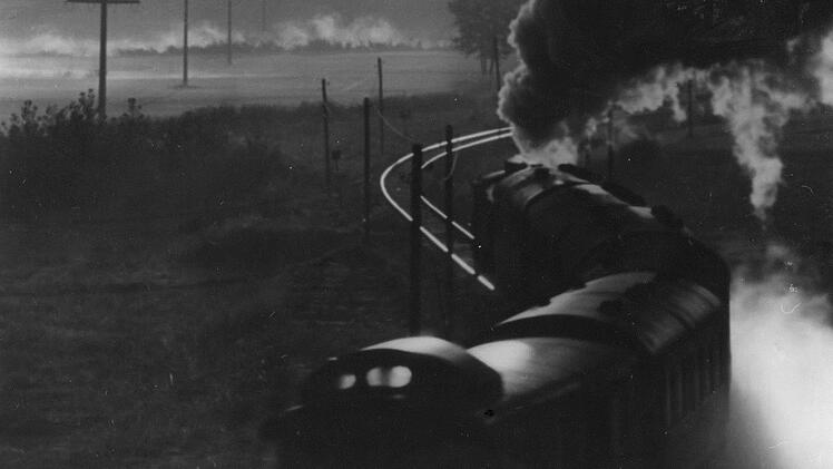 Das waren noch Zeiten, als die Dampfrösser nach Herzogenaurach schnauften.  Foto: FT-Archiv