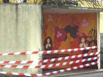 Das Buswartehäuschen in Steinberg war diese Woche gesperrt. Foto: privat