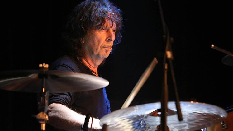 Manfred Mann und seine Earth Band begeisterten ihre Fans beim Gastspiel im Coburger Kongresshaus. Foto: Jochen Berger