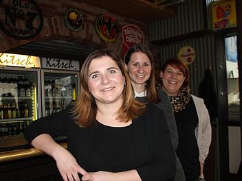 Sie sind Ansprechpartner, wenn es um die Werbung von Mitarbeitern aus dem Ausland geht oder um die Beschäftigung von Flüchtlingen in der Hotellerie und Gastronomie (von links): Eva Rattinger, Anna Brauersreuther und Yvonne Waurig-Schneider.Veronika Schadeck