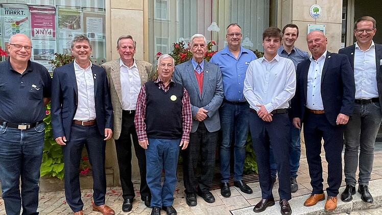 Ehrungen und Neuwahlen standen beim Tätsch'r Verein Gemütlichkeit Bad Brückenau an. Foto:  Marco Lieb