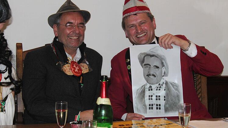 Jedes Jahr ein neues Motto beim SKK. Jetzt geht es italienisch her - und das macht Bürgermeister Jürgen Kohmann zum Peppone. Foto: Markus Häggberg