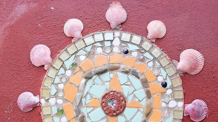 Muscheln, Murmeln und Steine...