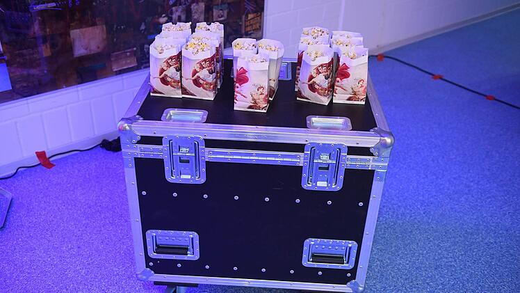 Da vor allem das bewegte Bild Thema war, gab es Popcorn - wie im Kino. Foto: Ronald Rinklef