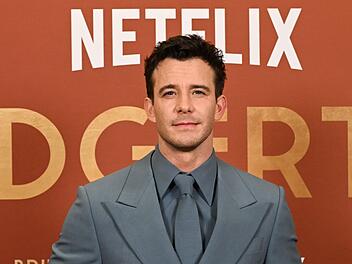 Schauspieler Luke Thompson freut sich &uuml;ber Fan-Begegnungen: "Man sieht dieses kleine Leuchten in den Augen der Menschen."