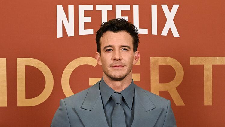 Schauspieler Luke Thompson freut sich &uuml;ber Fan-Begegnungen: "Man sieht dieses kleine Leuchten in den Augen der Menschen."