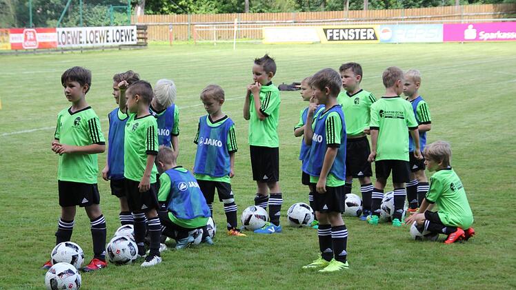 Weitere Eindrücke von der Ferien-Fußballschule in Kronach