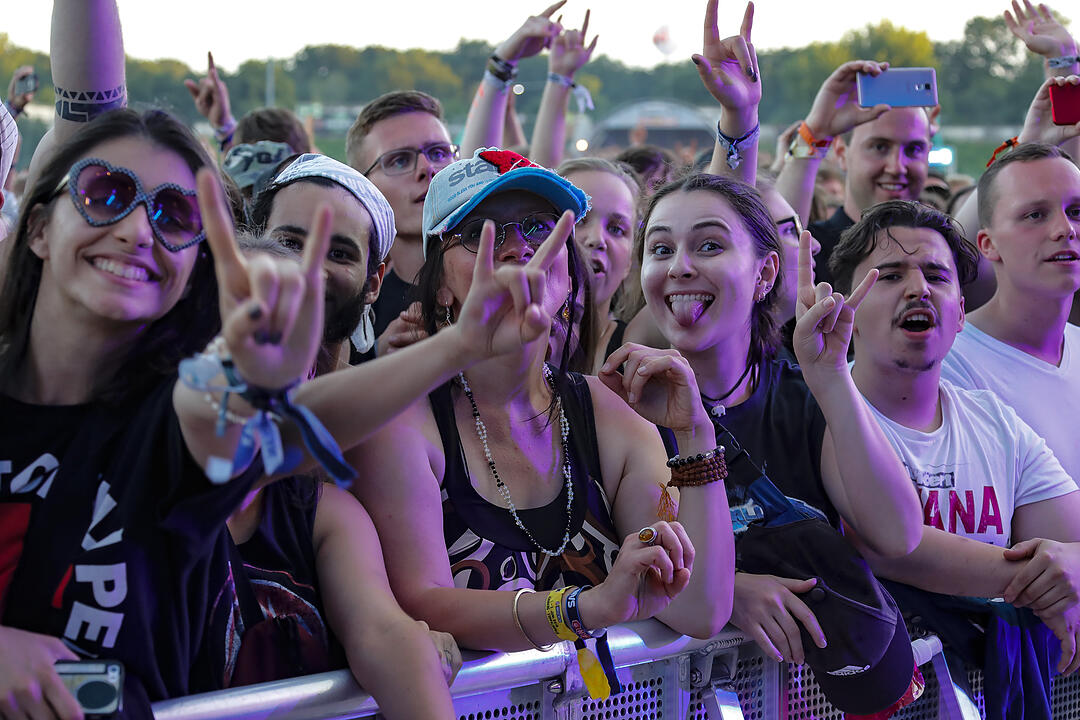 Stimmung vor den Stages bei Rock im Park