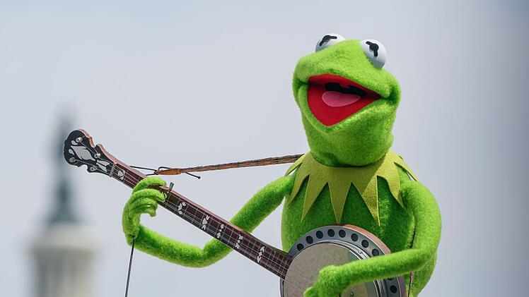 In der f&uuml;nften Staffel der US-Version von "The Masked Singer" staunte das TV-Publikum 2021 nicht schlecht. Im Kost&uuml;m der Schnecke steckte Kermit.