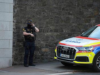 Mutma&szlig;licher Gangster-Boss nach Irland ausgeflogen