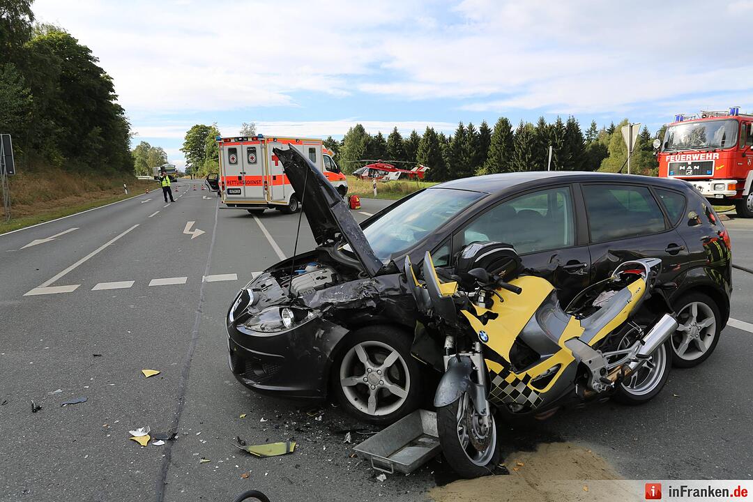 Schwerer Motorradunfall bei Naila