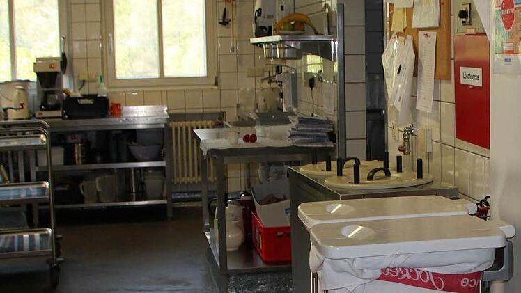 Das Essen wird in der hauseigenen Küche im Untergeschoss zubereitet. Foto: Ulrike Müller