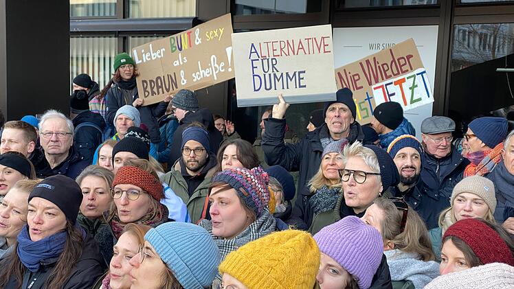 Zehntausende protestieren in Franken gegen Rechts - "Demokratie in Gefahr"
