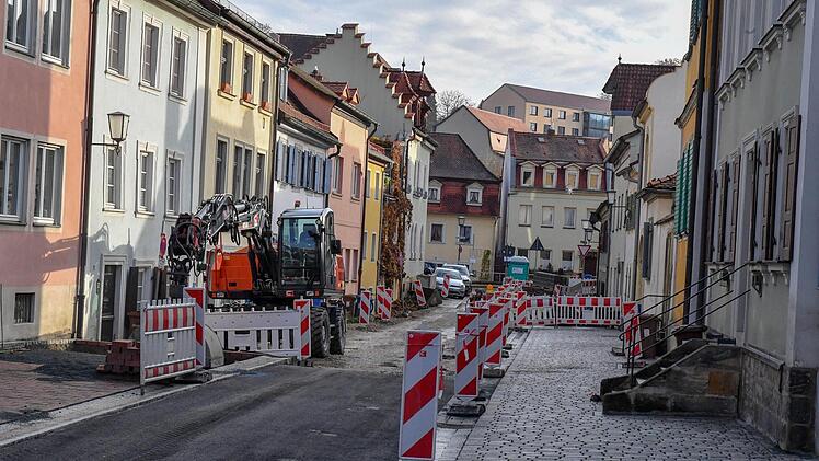 Sutte und Matern sollen nach dem Abschluss der Straßenbauarbeiten zum verkehrsberuhigten Bereich werden. Foto: Ronald Rinklef