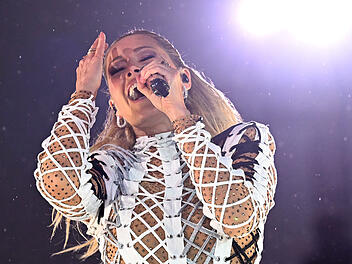 Plötzlich war es still: Tiktok-Aus für Schlagerqueen Helene Fischer?