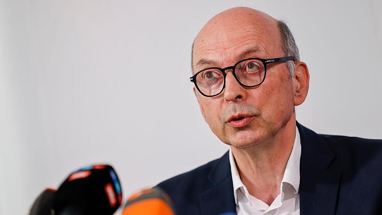 Pressekonferenz mit dem Bundesdrogenbeauftragten Streeck