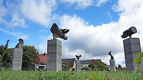 Der Sandberger Gemeinderat hat beschlossen, den Kunstanger in Langenleiten nicht zu beleuchten.  Foto: Marion Eckert