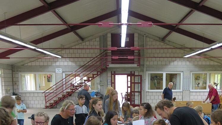 Eindrücke vom Ferienprogramm der Nüdlinger Kleintierzüchter.   Foto: Vanessa Gessner