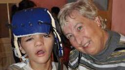 Einer von Rosis Lieblingen. Wegen der Verletzungsgefahr muss das Kind immer einen Helm tragen.  Fotos: p