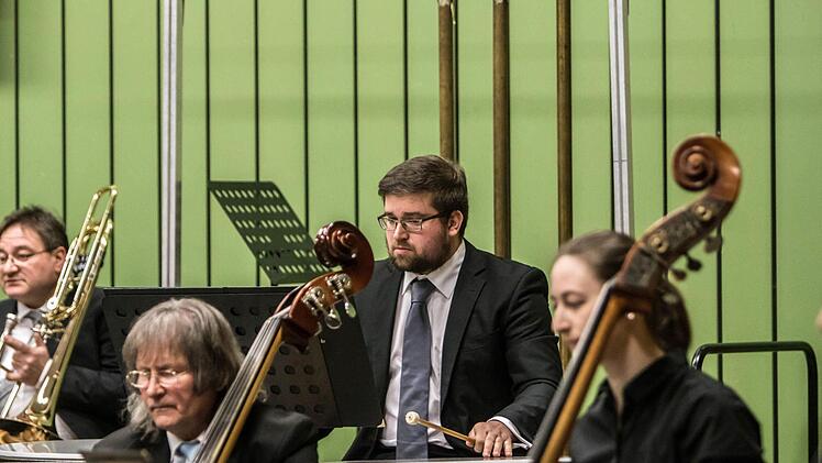 Impressionen vom Sinfoniekonzert der "Musikfreunde Neustadt".Foto: Jochen Berger