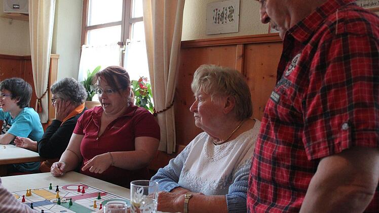 An insgesamt vier Brettern im Raum herrschte Spiellaune. Bei Nadine Zechmeister (Mitte) gerade besonders.
