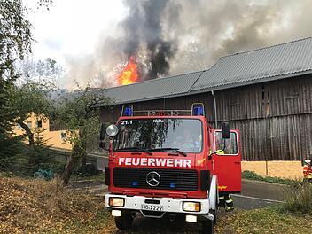 Auf einem Bauernhof in Oberfranken ist am Donnerstagvormittag ein Feuer ausgebrochen. Foto: NEWS5 / Fricke
