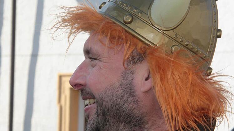 Marktplatztreiben in Stadtsteinach. Foto: Jürgen Gärtner