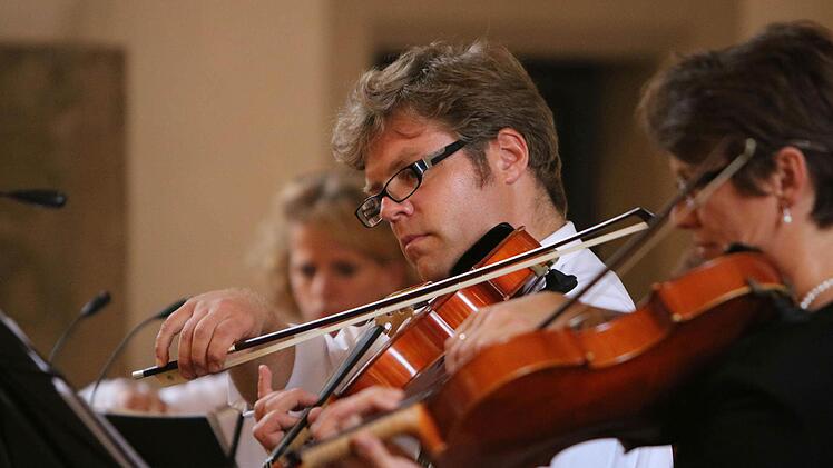 Impressioen von der Serenade mit dem Collegium musicum Coburg in der Schlosskirche AhornFoto: Jochen Berger