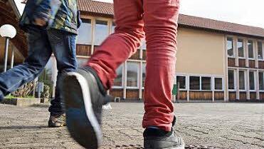 Die Grundschüler müssen auf den Pausenhof verzichten.