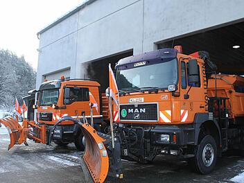 Die Schneeräumfahrzeuge sind moderne Hightech-Maschinen: Die Streubreite ist ebenso einstellbar wie der Salzgehalt.  Fotos: Sonja Adam