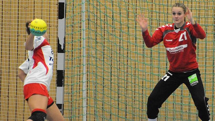 Ein starker Rückhalt im Tor der SG Garitz/Nüdlingen: Pia Kunzmann.  Foto: Hopf