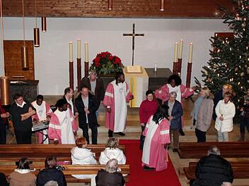 Die Zuhörer sangen sogar auf der Bühne mit. Foto: Johanna Blum