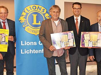 Kalenderpräsentation beim Lions Club. Von links: Gerhard Sievert, Walter Mackert, Clemens Muth, Karlheinz Wirth, Norbert Sperke und Volker Hamann Foto: privat