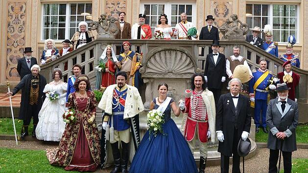 Historische Pers&ouml;nlichkeiten geben sich beim Rakoczy-Fest in Bad Kissingen die Ehre. Foto: Peter Rauch/Staatsbad