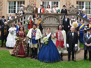 Historische Persönlichkeiten geben sich beim Rakoczy-Fest in Bad Kissingen die Ehre. Foto: Peter Rauch/Staatsbad