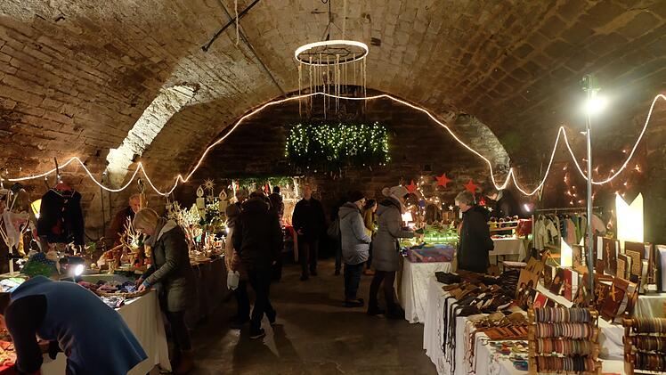 Geschm&uuml;ckter Ritterkeller. Foto: Philipp Bauernschubert