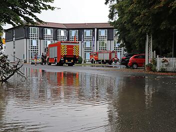 Mehrfach war das Achat-Hotel in der Luitpoldstraße von Überschwemmungen betroffen.  Foto: Archiv/Katrin Geyer