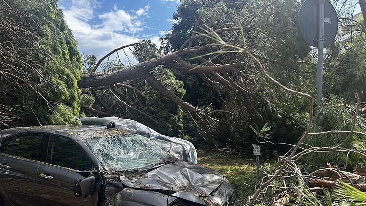 Unwetter an italienischer Adriaküste