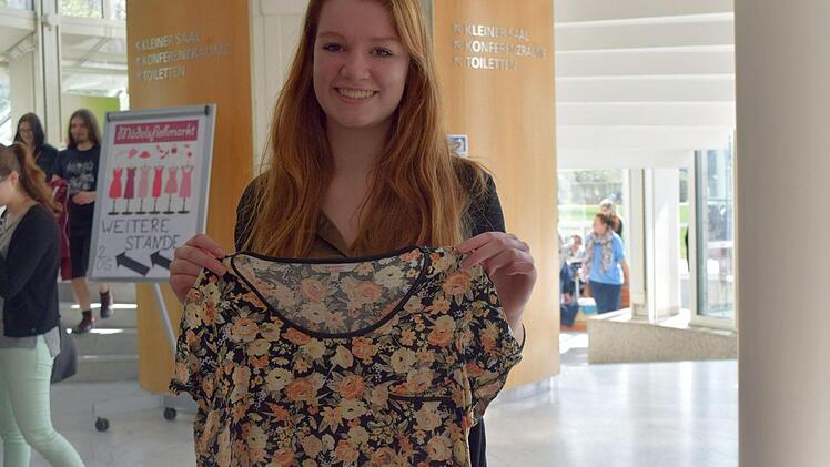 Larissa Lenk hat sich dieses T-Shirt ausgesucht. Foto: Daniela Pondelicek