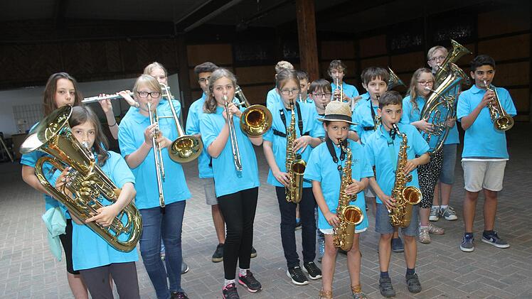 20 Musiker zwischen acht und 14 Jahren sind bei der neuen Formation des Mainleuser Musikvereins dabei: den Blechwürmchen. Es geht vor allem darum, gemeinsam zu musizieren.